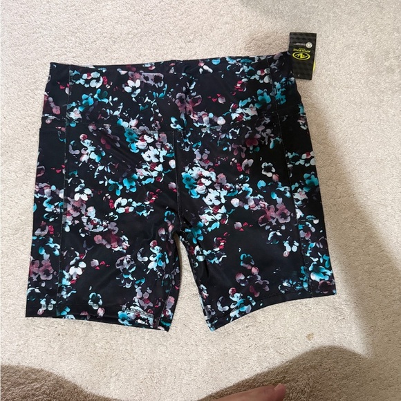 Athletic Works Women’s Performance Bike Shorts - Picture 15 of 16